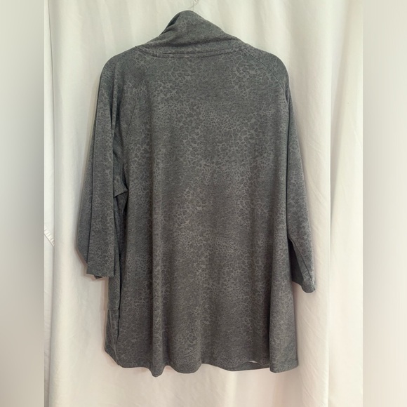 Grey Leopard Print Tunic - Picture 2 of 3